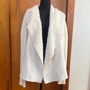 H by Halston Cream Textured Open Cardigan P2P 22” Glam Boho Ski Bunny Mountain